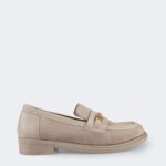 Women's loafer shoes