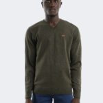 V-neck pure wool knitwear